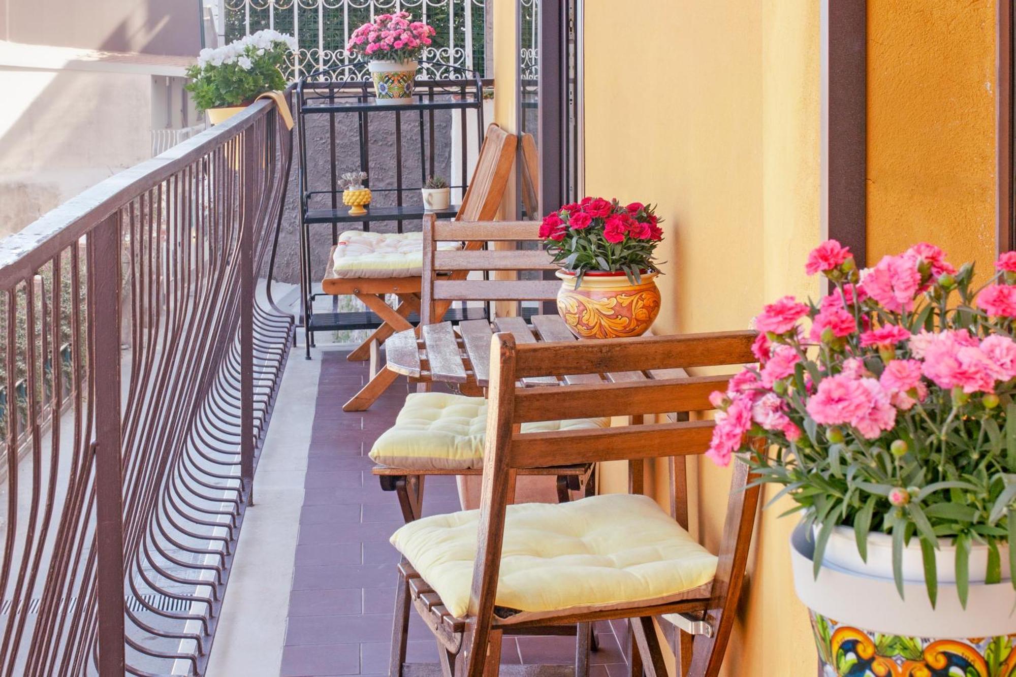 La Casa Gialla Таорміна Екстер'єр фото